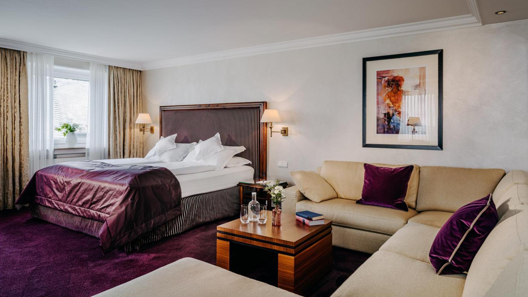 Romantik Astenkrone Hotel 4*
