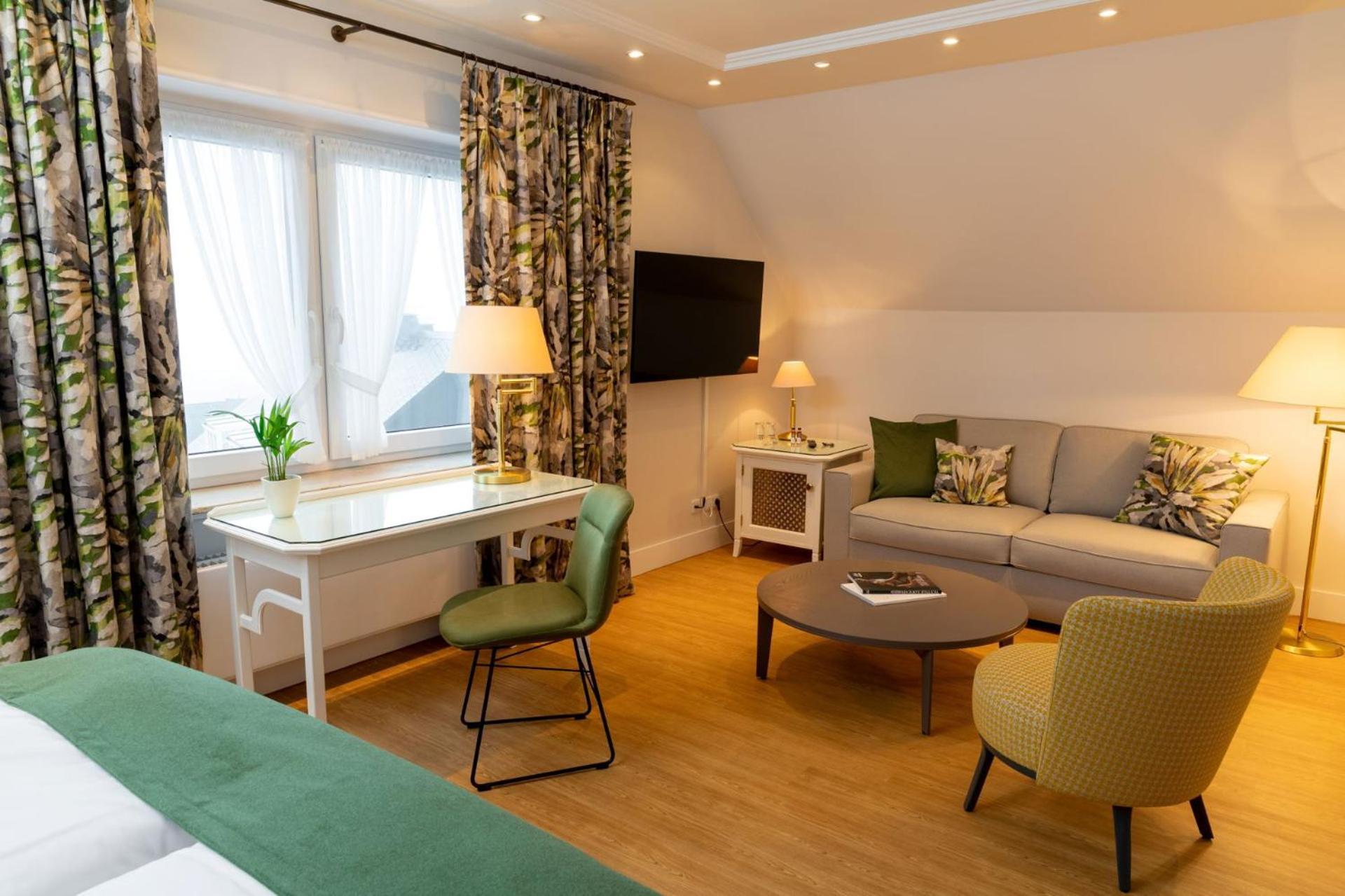 Hotel Romantik Astenkrone