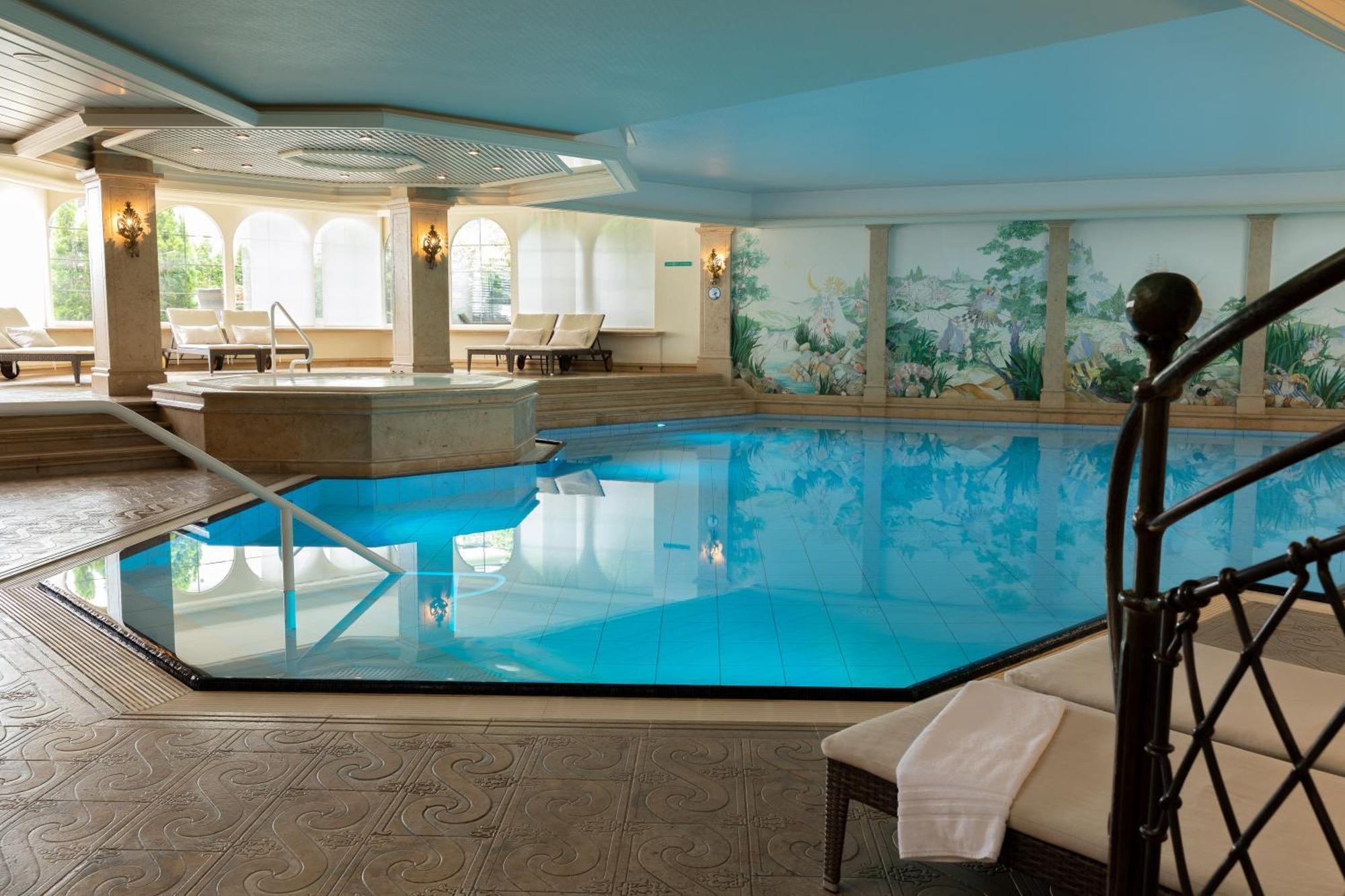 Hotel Romantik Astenkrone 4*