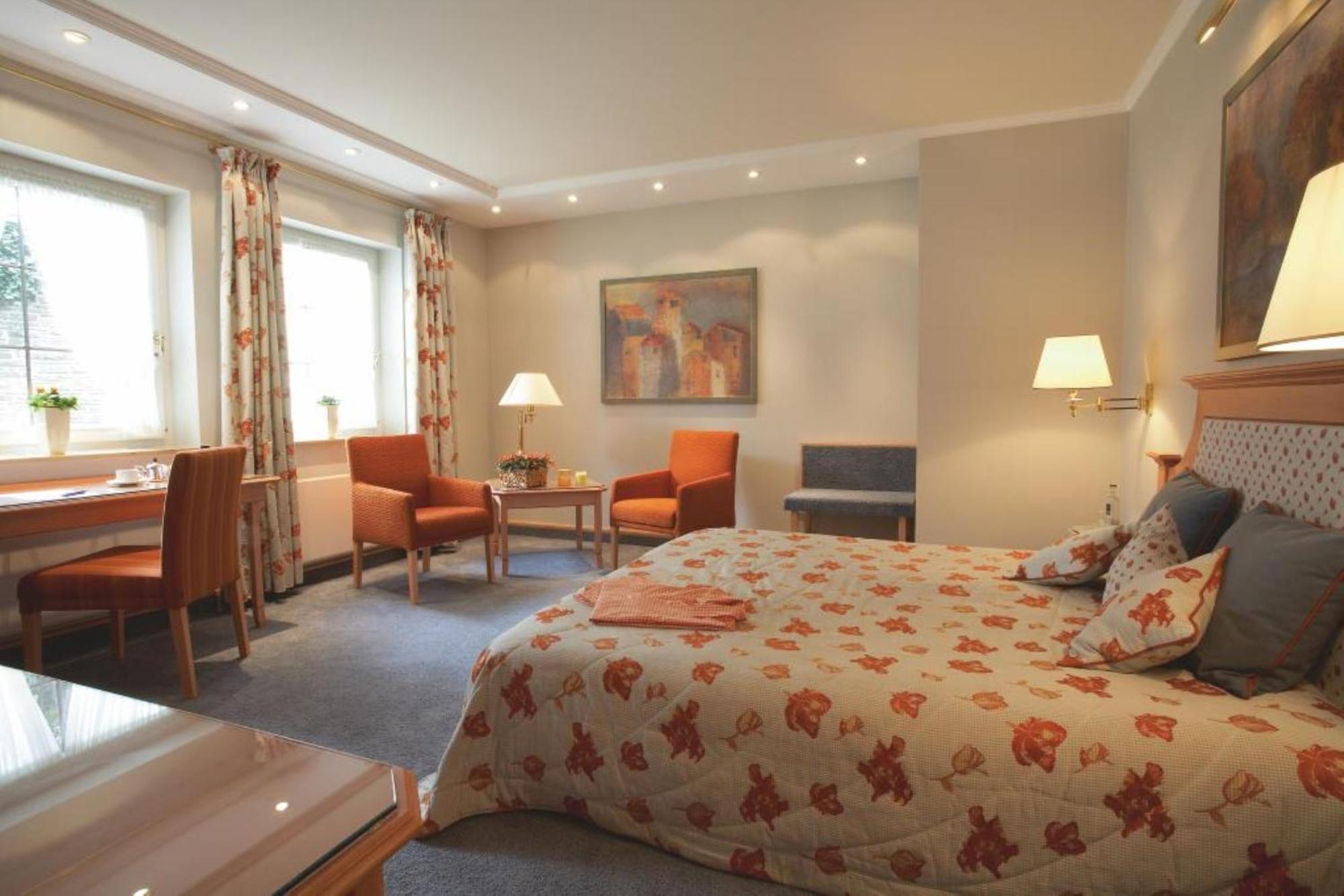 Romantik Astenkrone Hotel 4*